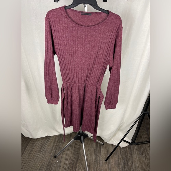 Fraiche Tie Front Long Sleeve Dress Size Medium NWT - Picture 8 of 11